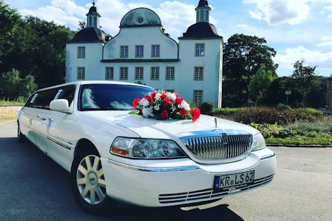 White Star - Stretchlimousine, Hummer H2 & Schoolbus, Hochzeitsauto · Kutsche Krefeld, Kontaktbild