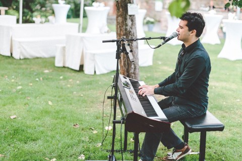 Logo von Hochzeitssänger & Pianist Logo von Hochzeitssänger & Pianist, Musik · DJ's · Bands Düsseldorf