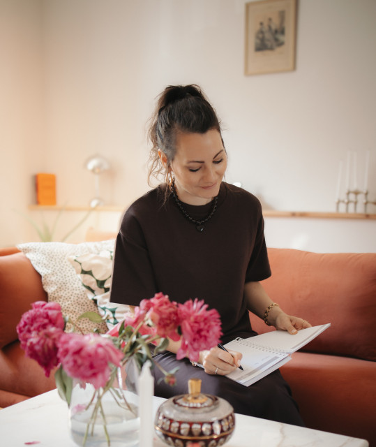 Retesa Weddings | Hochzeitsplanung & Zeremonienmeisterin, Hochzeitsplaner D&uuml;sseldorf, Kontaktbild