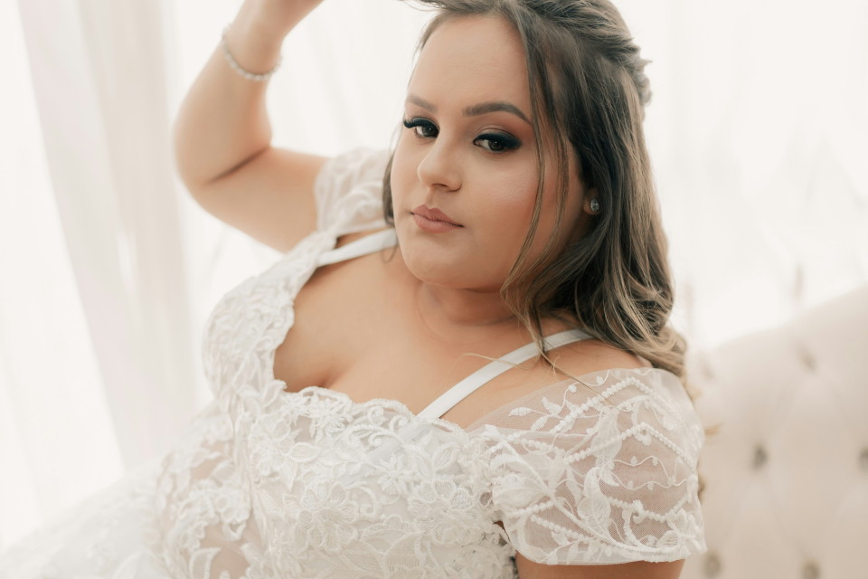 Curvy Bride: So findet ihr das perfekte Brautkleid für eure Kurven Bild 1